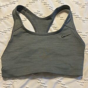 Women’s medium support non-paddedd sports bra
